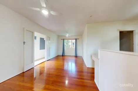 Property photo of 40 Tewantin Road Cooroy QLD 4563