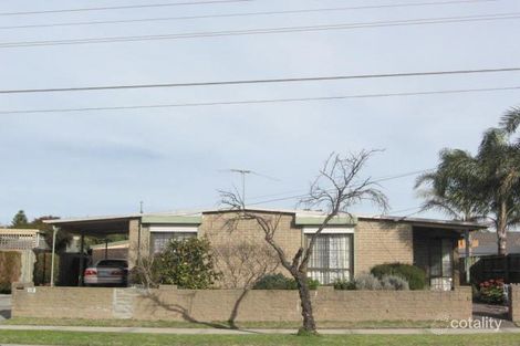 18 Elmbank Dr, Keysborough, VIC 3173