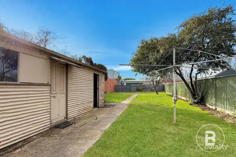 Property photo of 7 Talbot Street South Ballarat Central VIC 3350