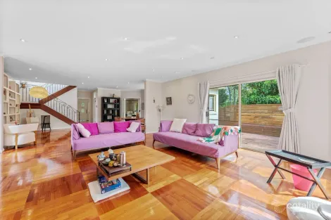 Property photo of 3 Sherwood Way Lysterfield VIC 3156