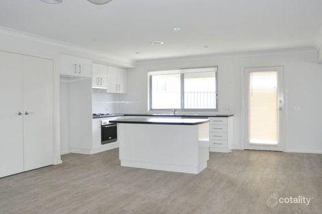 Property photo of 2 Ironbark Close Kelso NSW 2795