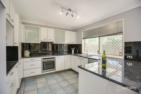 Property photo of 18 Forest Place Carindale QLD 4152