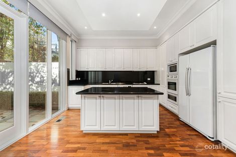 Property photo of 28 Ross Street Toorak VIC 3142