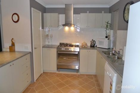 Property photo of 32 Abbeygate Street Australind WA 6233