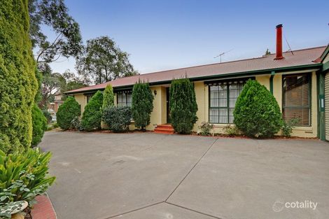28 Churchill Dr, Mooroolbark, VIC 3138