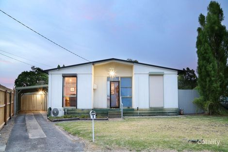 8 Howqua Ct, Corio, VIC 3214