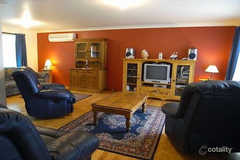 Property photo of 5 Oak Place Muswellbrook NSW 2333
