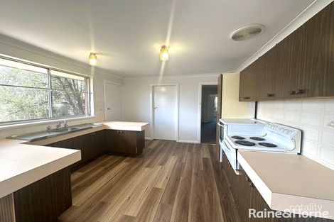 Property photo of 22 Boronia Crescent Orange NSW 2800