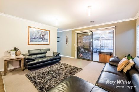 Property photo of 25 Rannoch Street Cranbourne East VIC 3977