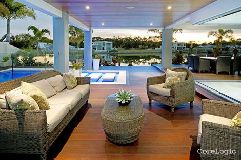 Property photo of 2016 The Circle Hope Island QLD 4212