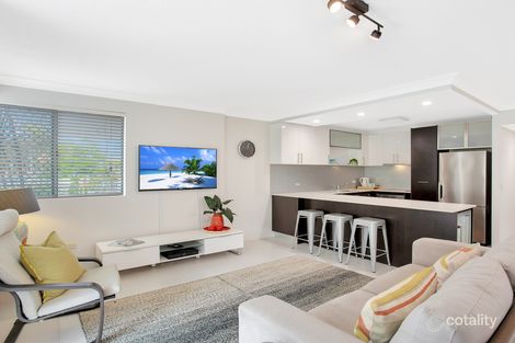 Property photo of 3/156 Surf Parade Broadbeach QLD 4218