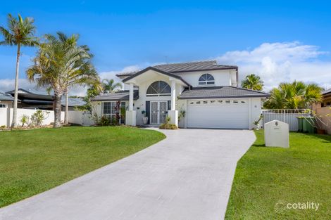 Property photo of 6 Glenwater Crescent Helensvale QLD 4212