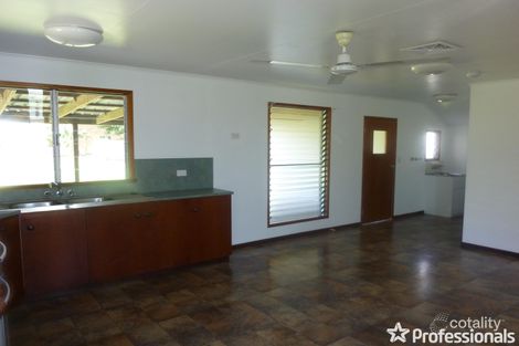 Property photo of 18 Davey Street Glenella QLD 4740