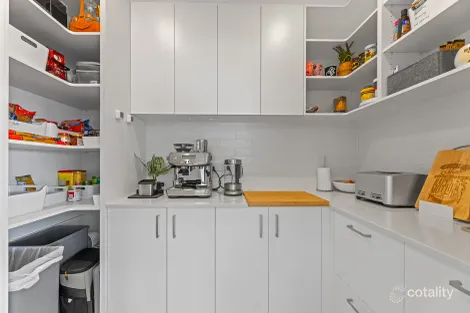 Property photo of 10 Blacket Place Yass NSW 2582