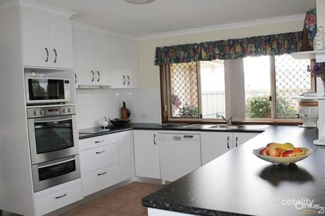 Property photo of 10 Donna Court Kearneys Spring QLD 4350