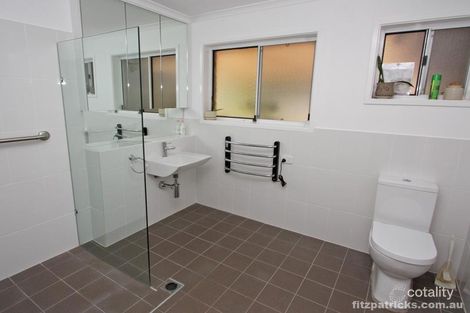 Property photo of 14 Grevillea Crescent Lake Albert NSW 2650