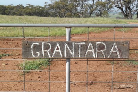 64 Hall Rd, Nunile, WA 6566