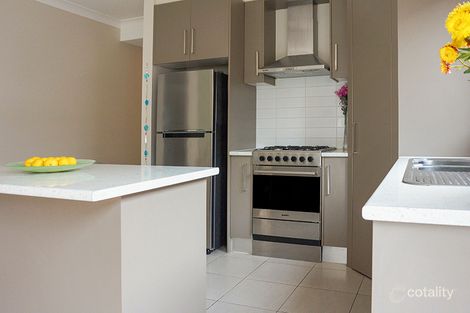 Property photo of 104 Laurimar Boulevard Doreen VIC 3754