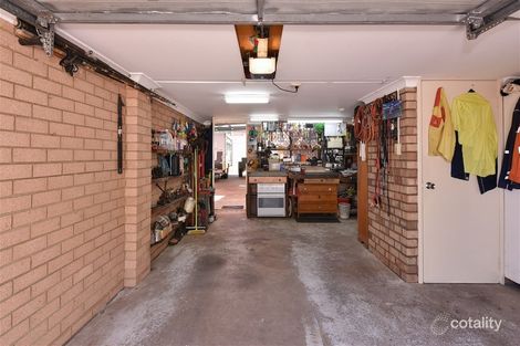 Property photo of 11 Farrington Street Warnbro WA 6169