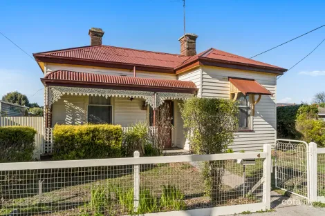 Property photo of 4 Gravesend Street Colac VIC 3250