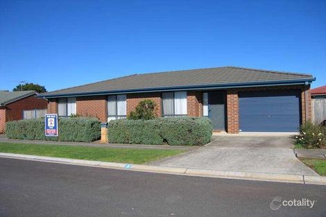 Property photo of 3 Rees Close Drouin VIC 3818
