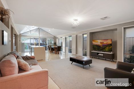 Property photo of 16 Redheart Way Beeliar WA 6164