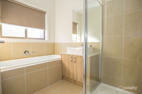 Property photo of 17 Oliver Way Maddingley VIC 3340