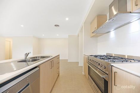 Property photo of 11 Alcantara Boulevard Wallan VIC 3756