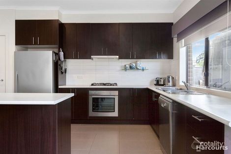 Property photo of 14 Pomegranate Way Pakenham VIC 3810