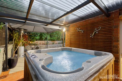 Property photo of 8 Jindalee Close Rowville VIC 3178