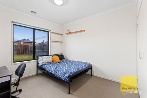 Property photo of 105 Warralily Boulevard Armstrong Creek VIC 3217
