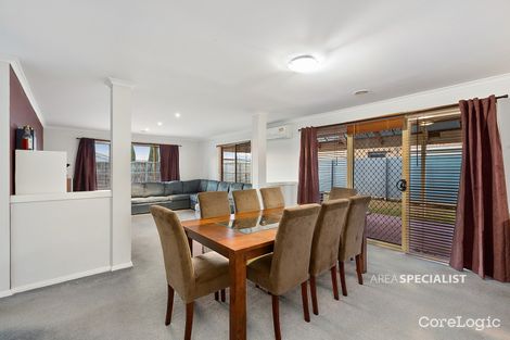 Property photo of 13 Broadleaf Way Cranbourne VIC 3977