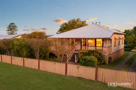 Property photo of 2 Caithness Street North Booval QLD 4304