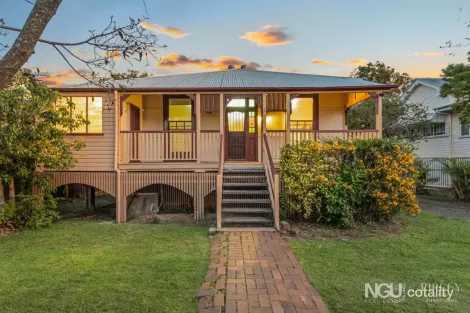 Property photo of 2 Caithness Street North Booval QLD 4304