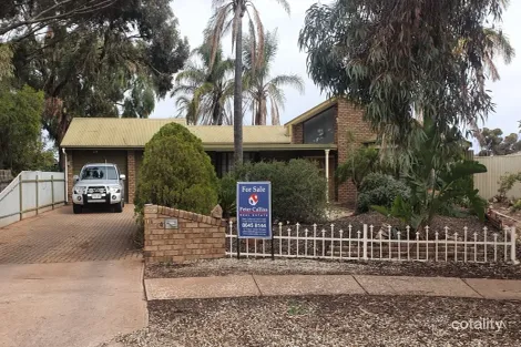 4 Jordan Cl, Whyalla Jenkins, SA 5609