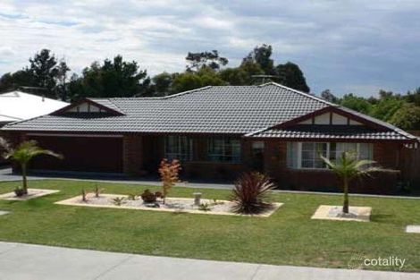 Property photo of 15 Sherbrooke Mews Somerville VIC 3912