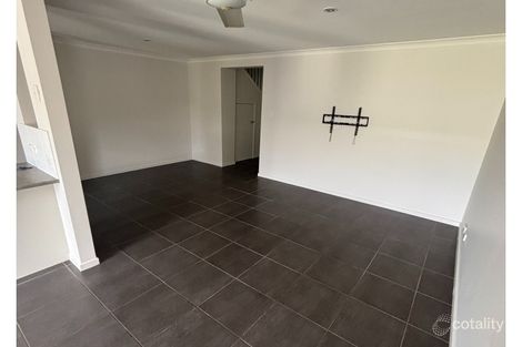 Property photo of 2/6 Tuxworth Place Pimpama QLD 4209