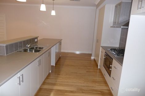 Property photo of 18 Nouveau Turn Aveley WA 6069