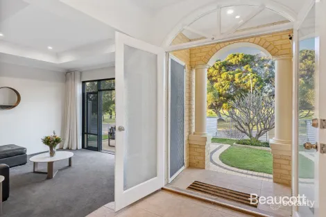 Property photo of 21 Lindisfarne Way Balcatta WA 6021