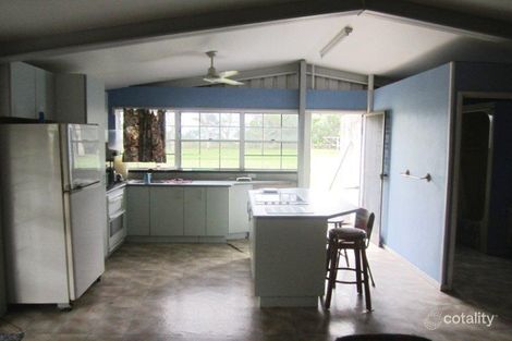 Property photo of 9 Burton Street Midge Point QLD 4799