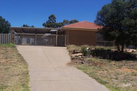 Property photo of 4 Cypress Street Forest Hill NSW 2651