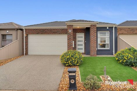 Property photo of 40 Caruana Crescent Harkness VIC 3337
