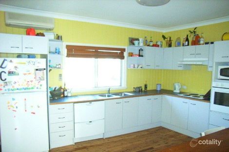 24 Greenwood St, Brighton, QLD 4017