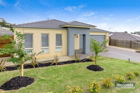 Property photo of 7 Palm Square Drouin VIC 3818