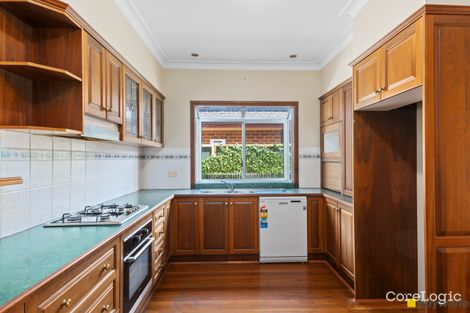 Property photo of 8 Kent Street Bellambi NSW 2518