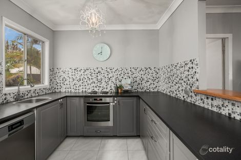 Property photo of 23 Kapooka Avenue Dapto NSW 2530