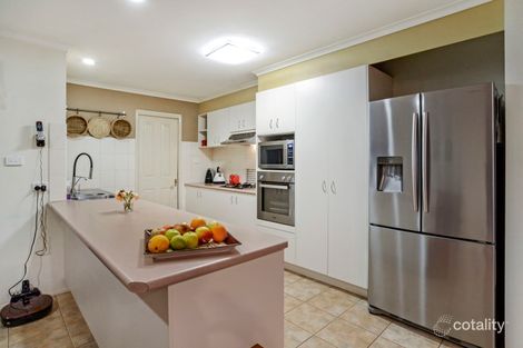 Property photo of 6 Berthon Crescent Hillside VIC 3037
