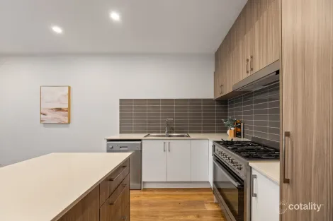 Property photo of 14 Bago Walk Wollert VIC 3750