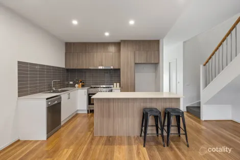 Property photo of 14 Bago Walk Wollert VIC 3750