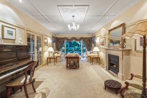 Property photo of 20 Moonga Road Toorak VIC 3142